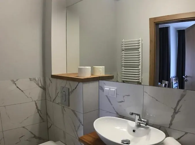 Julia Ozonowane アパート